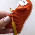 Fox Baby Booties Crochet Pattern step 4 - final assembly and finishing