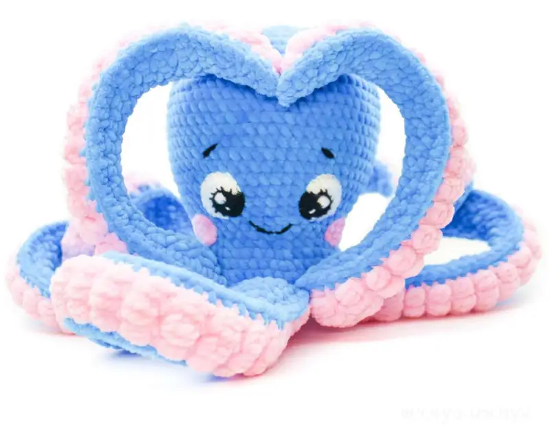 Complimentary Intermediate crochet pattern: Ostin the Octopus Amigurumi Pattern - Simple to follow guide