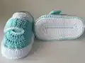 Velcro Baby Sneakers Crochet Pattern step 4 - final assembly and finishing