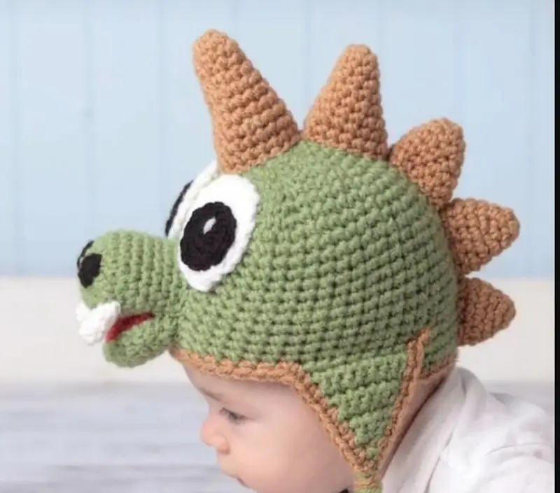 Complimentary Intermediate crochet pattern: Crochet Hatimals Dinosaur Hat Pattern - Simple to follow guide