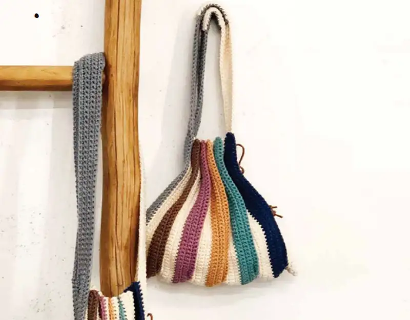 Complimentary Intermediate crochet pattern: Accordion Bag Crochet Pattern - Simple to follow guide