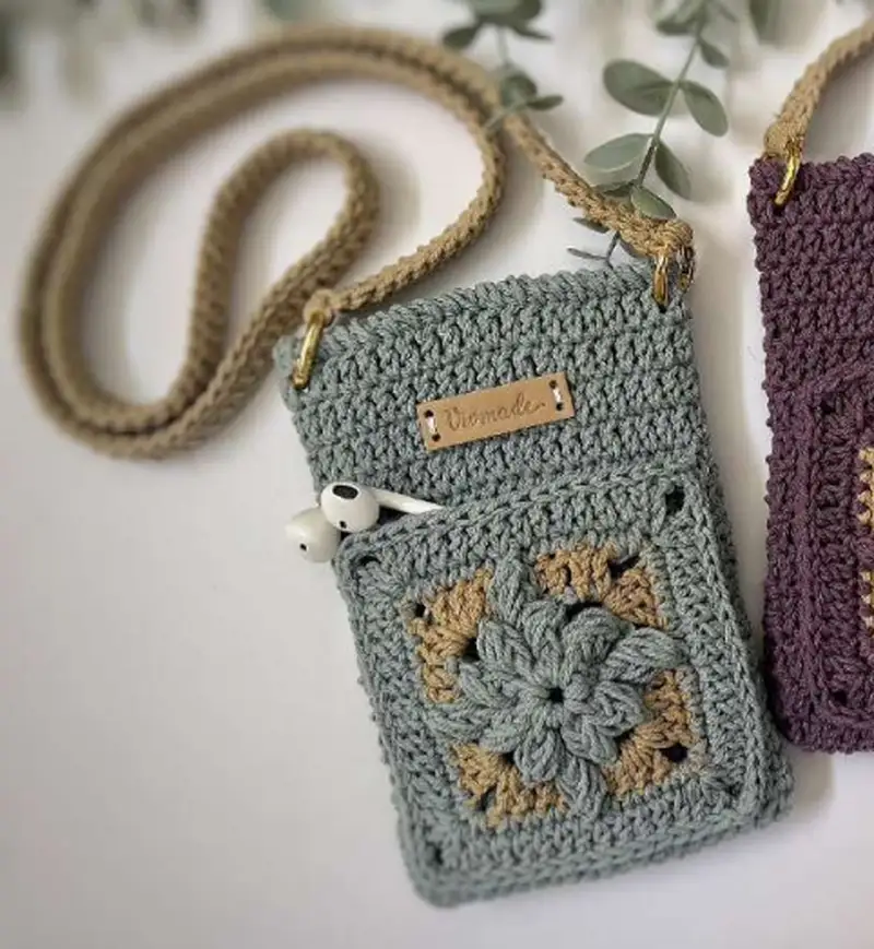 Complimentary Intermediate crochet pattern: Phone Bag with Star Lily Pocket Pattern - Simple to follow guide