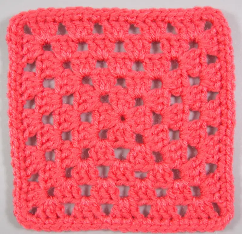 Complimentary Beginner Friendly crochet pattern: How to Crochet the Perfect Granny Square Pattern - Simple to follow guide