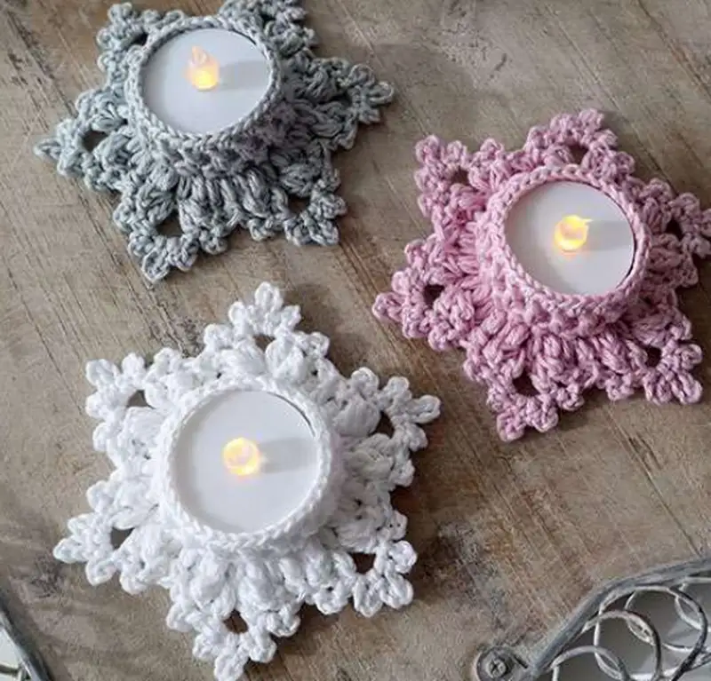 Complimentary Intermediate crochet pattern: LED Tealight Holder Let it Snow Pattern - Simple to follow guide