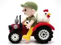 Farmer Teun and Tractor Amigurumi Pattern step 1 - construction progress