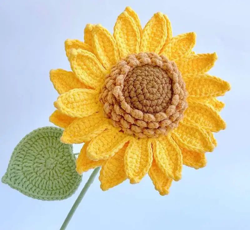Complimentary Intermediate crochet pattern: Crochet Sunflower Pattern - Simple to follow guide