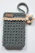 Phone Pouch with Back Pocket Crochet Pattern step 1 - construction progress