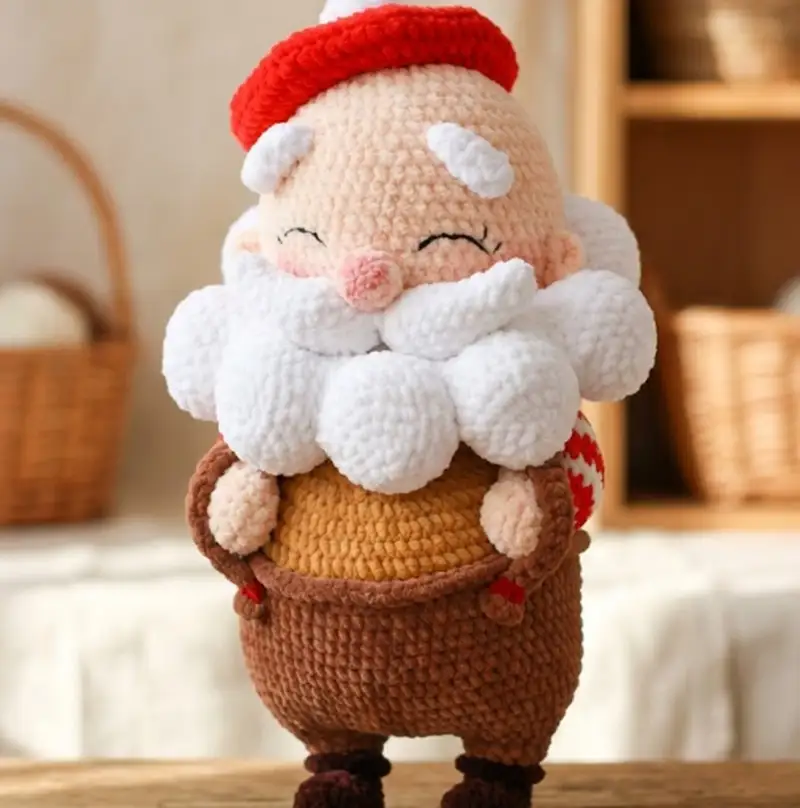 Complimentary Intermediate crochet pattern: Santa Claus Amigurumi Pattern - Simple to follow guide