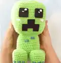 Minecraft Creeper Amigurumi Pattern step 2 - assembly progress