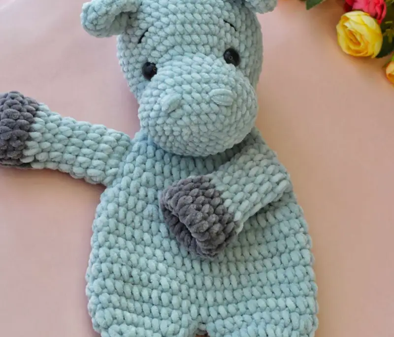 Complimentary Intermediate crochet pattern: Hippo Lovey Amigurumi Pattern - Simple to follow guide