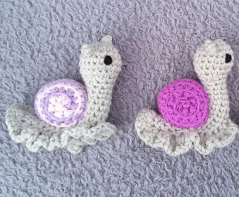 Complimentary Beginner Friendly crochet pattern: Garden Snail Amigurumi Pattern - Simple to follow guide
