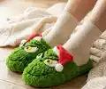 Grinch Slippers Crochet Pattern step 1 - construction progress