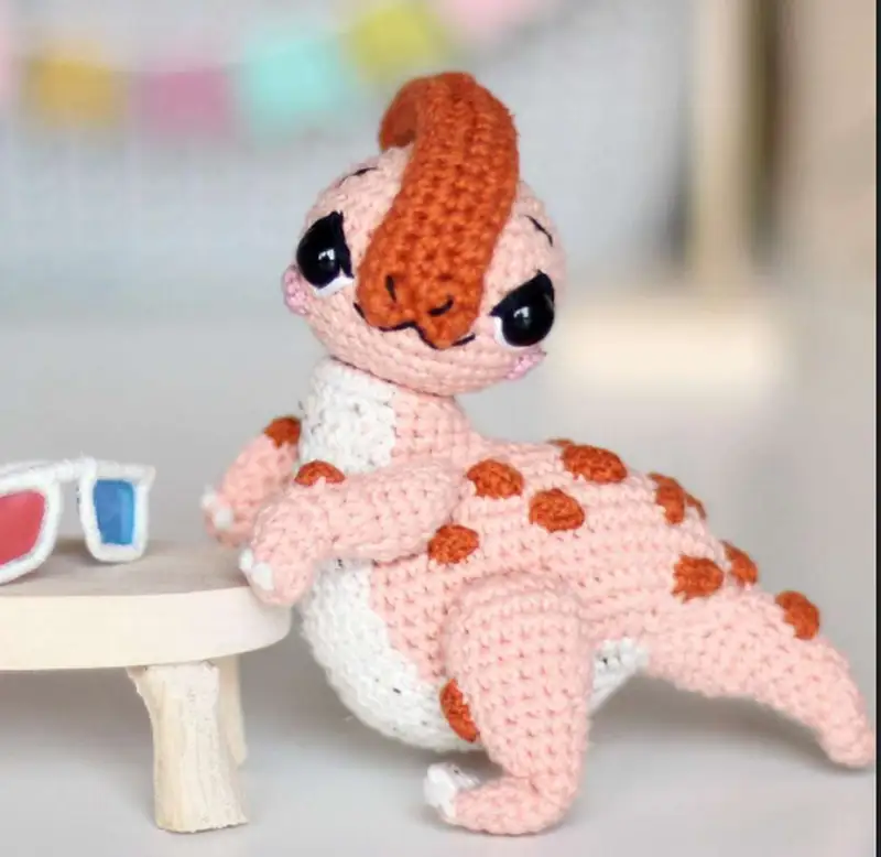 Complimentary Advanced crochet pattern: Parasaurolophus Ginny Amigurumi Pattern - Simple to follow guide