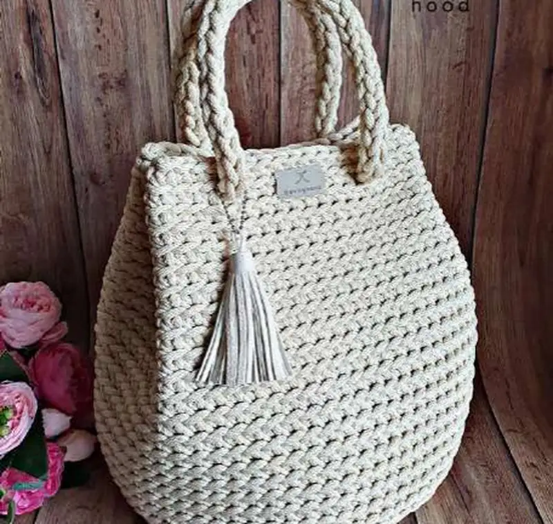 Complimentary Intermediate crochet pattern: Dew Drop Tote Handbag Crochet Pattern - Simple to follow guide