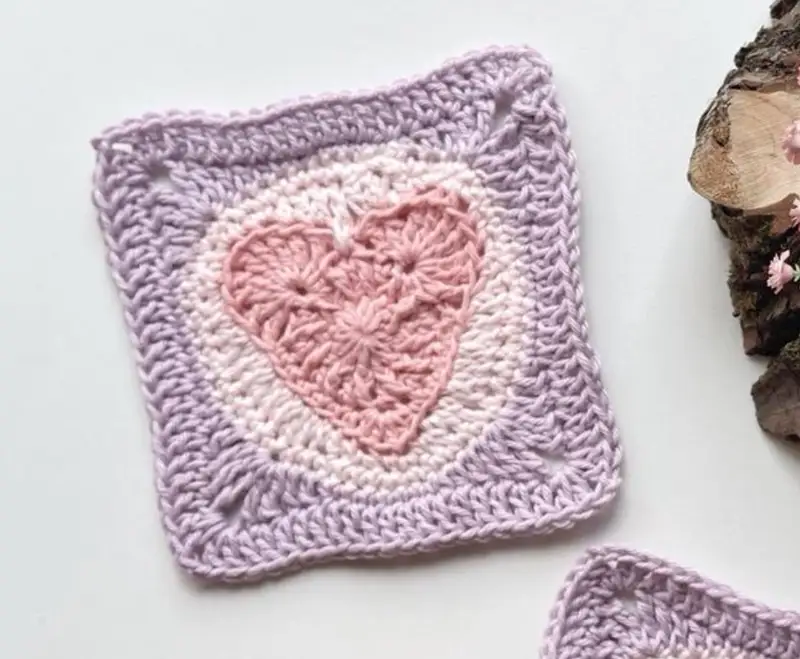 Complimentary Intermediate crochet pattern: Elwen Heart Granny Square Crochet Pattern - Simple to follow guide