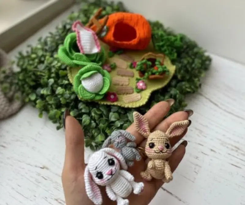 Complimentary Intermediate crochet pattern: Bunny's House Amigurumi Pattern - Simple to follow guide