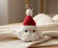 Santa Keychain Amigurumi Pattern step 1 - construction progress