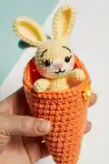 Bunny in Carrot Amigurumi Pattern step 1 - construction progress