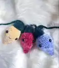 Festive Light Bulbs Amigurumi Pattern step 3 - details and accessories