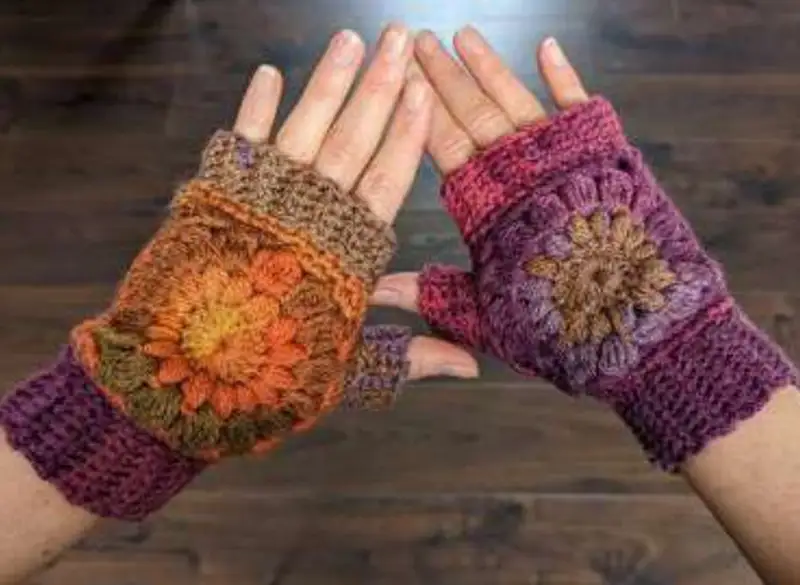 Complimentary Intermediate crochet pattern: Feather Moss Fingerless Gloves Pattern - Simple to follow guide