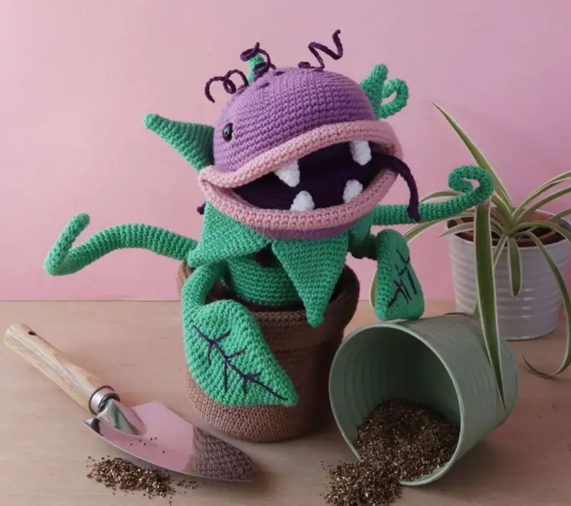 Complimentary Intermediate crochet pattern: Clarence the Peckish Plant Amigurumi Pattern - Simple to follow guide