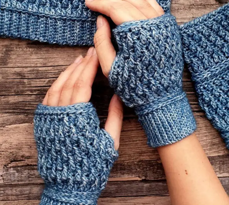 Complimentary Intermediate crochet pattern: Cosmopolitan Gloves Crochet Pattern - Simple to follow guide