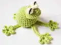 Felix the Frog Amigurumi Pattern step 1 - construction progress