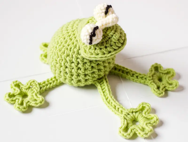 Complimentary Intermediate crochet pattern: Felix the Frog Amigurumi Pattern - Simple to follow guide