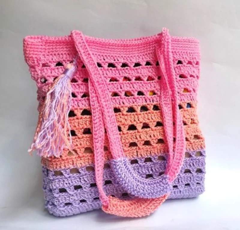 Complimentary Intermediate crochet pattern: Sunset Ombre Market Bag Pattern - Simple to follow guide