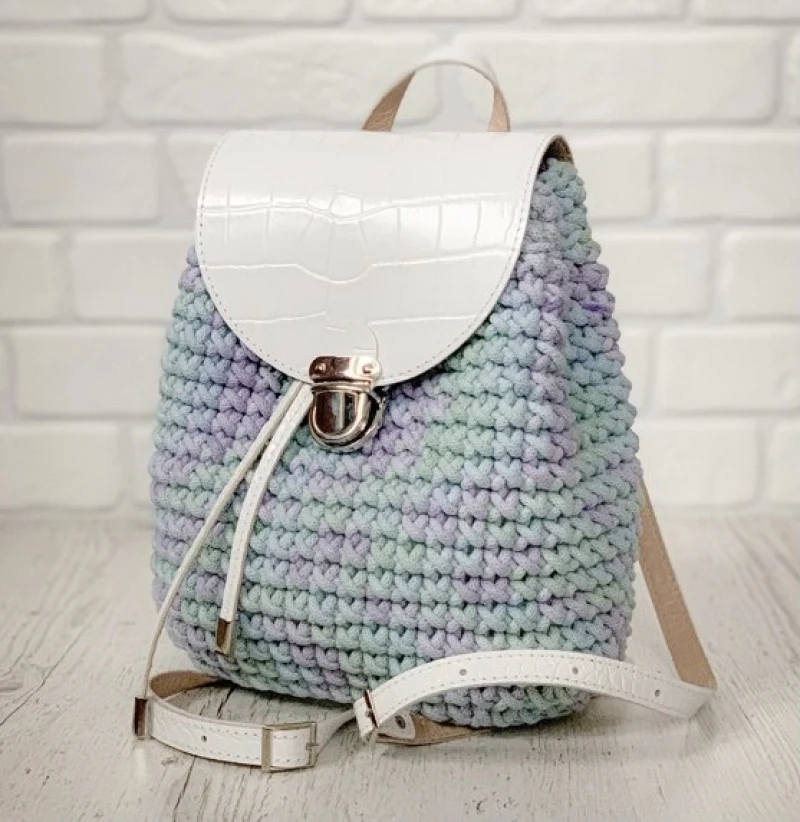 Complimentary Intermediate crochet pattern: Easy Modern Crochet Backpack Pattern - Simple to follow guide
