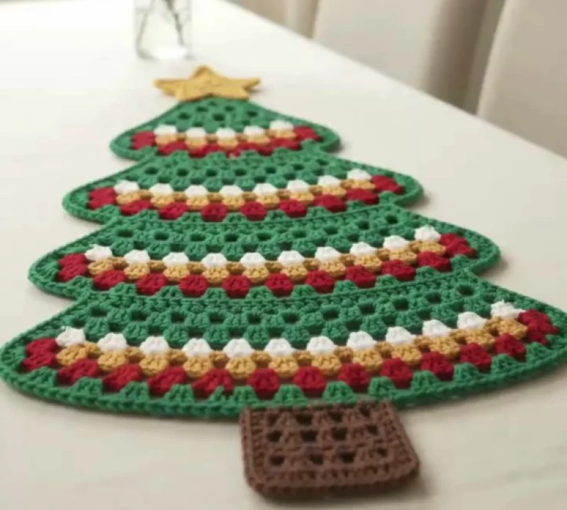 Complimentary Intermediate crochet pattern: Crochet Christmas Tree Table Runner Pattern - Simple to follow guide