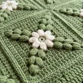 Crochet Flower Granny Square Bedspread Pattern step 2